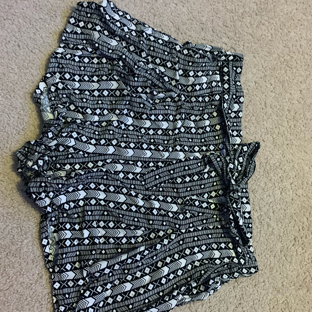 Juniors Flowy Shorts size XL